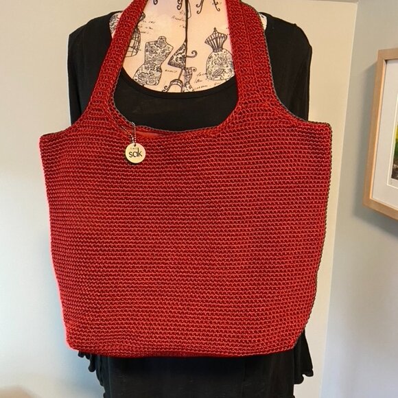 Le Sak Red Large Tote Crochet 2 handles Classic Casual - Picture 2 of 9